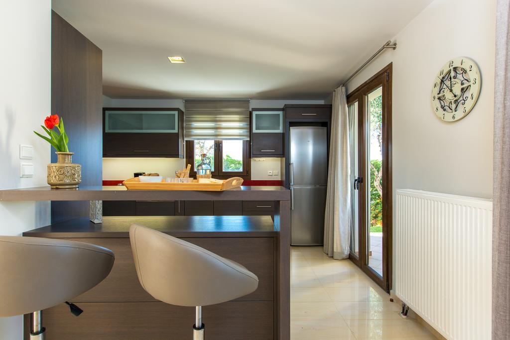 Aria Villas - Private Pool, Playground, Ping Pong & Close To Beach, By Thinkvilla Pigi  Exterior photo