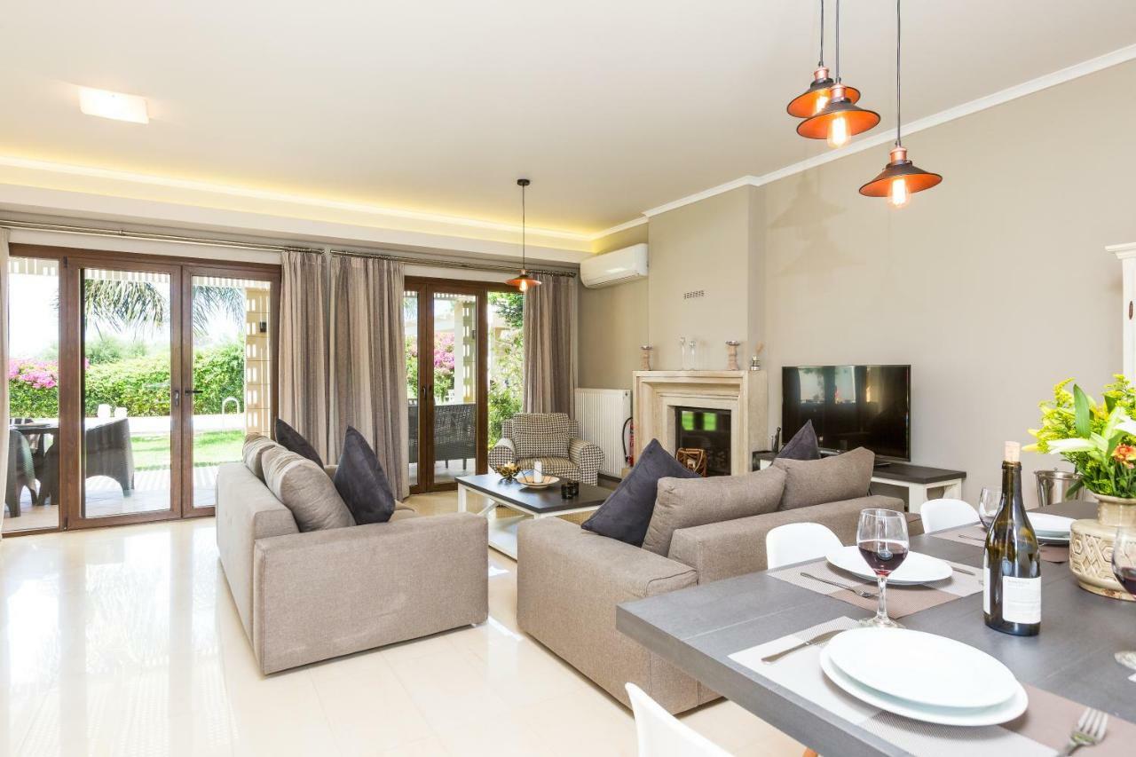 Aria Villas - Private Pool, Playground, Ping Pong & Close To Beach, By Thinkvilla Pigi  Exterior photo