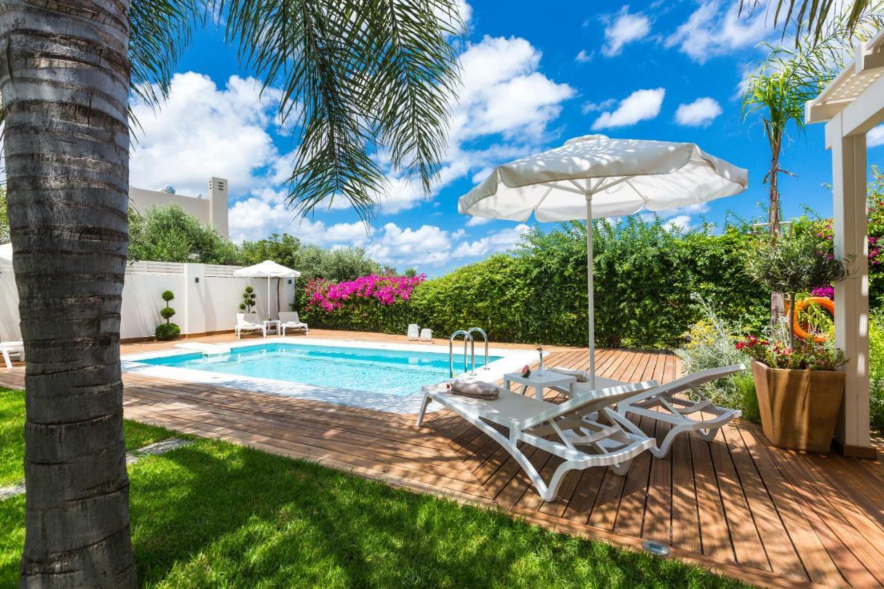 Aria Villas - Private Pool, Playground, Ping Pong & Close To Beach, By Thinkvilla Pigi  Exterior photo